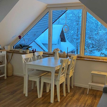 Apartment Zidana Marela - Attic With A View Краньска Гора Экстерьер фото