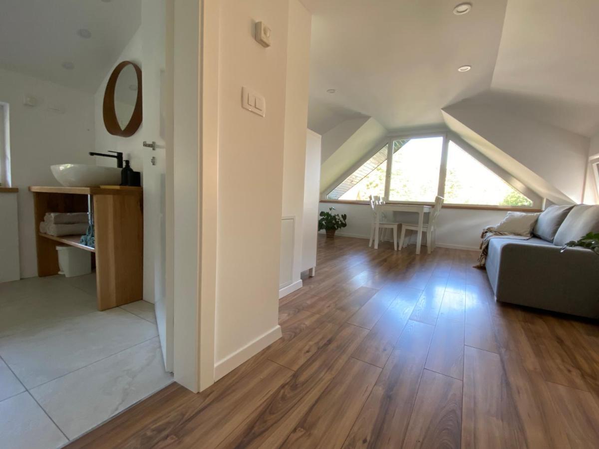 Apartment Zidana Marela - Attic With A View Краньска Гора Экстерьер фото